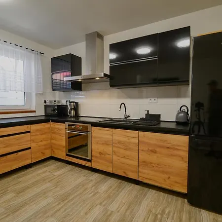Sklep 353 Semesterbostad *
